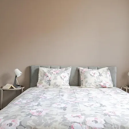 Cosy T2-tram-balcon-parking Lyon Appartement *