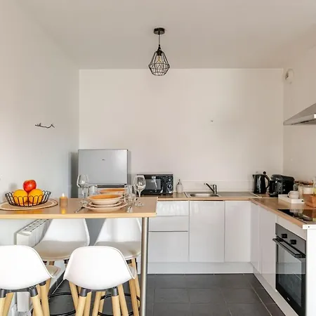 Appartement Cosy T2-tram-balcon-parking Lyon