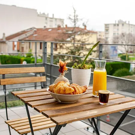 Cosy T2-tram-balcon-parking Lyon Vénissieux